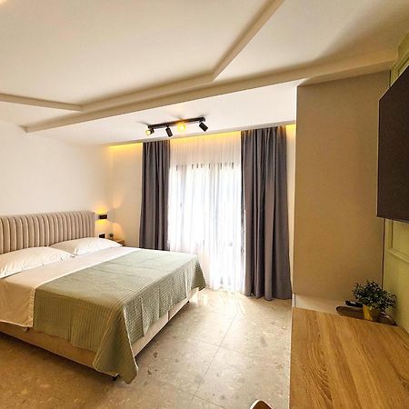 Marthinis Luxury Suites Σπλιτ Εξωτερικό φωτογραφία