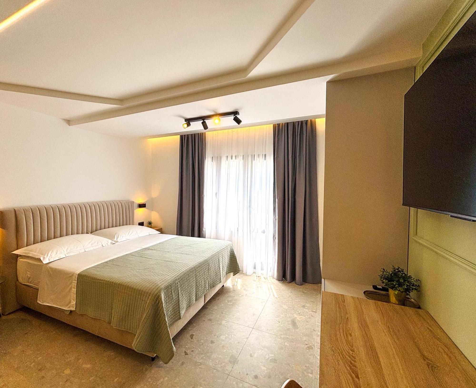 Marthinis Luxury Suites Σπλιτ Εξωτερικό φωτογραφία